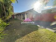 Casa / Sobrado para Venda em Caraguatatuba/SP Martim de...