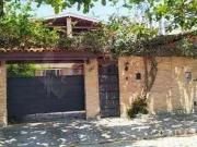 Casa / Sobrado para Venda em Caraguatatuba/SP Martim de...