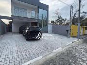 Casa / Sobrado para Venda em Caraguatatuba/SP Massaguaçu...