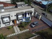 Casa / Sobrado para Venda em Caraguatatuba/SP Massaguaçu...