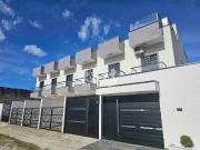 Casa / Sobrado para Venda em Caraguatatuba/SP Massaguaçu...