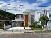 Casa / Sobrado para Venda em Caraguatatuba/SP Massaguaçu...