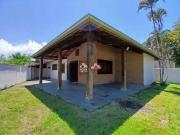 Casa / Sobrado para Venda em Caraguatatuba/SP Pontal de...