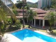 Casa / Sobrado para Venda em Caraguatatuba/SP Sumaré 3...
