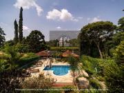 Casa / Sobrado para Venda em Carapicuíba/SP Pousada dos...