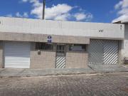 Casa / Sobrado para Venda em Caruaru/PE São Francisco 4...
