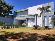 Casa / Sobrado para Venda em Cascavel/PR Cancelli 4 Quartos