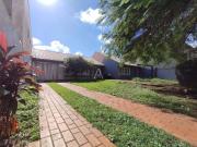 Casa / Sobrado para Venda em Cascavel/PR Centro 4 Quartos