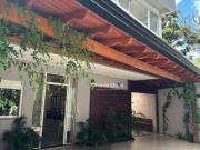 Casa / Sobrado para Venda em Cascavel/PR Coqueiral 3 Quartos