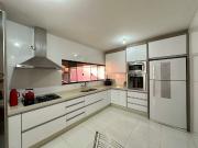 Casa / Sobrado para Venda em Cascavel/PR Country 3 Quartos