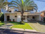 Casa / Sobrado para Venda em Cascavel/PR Country 5 Quartos