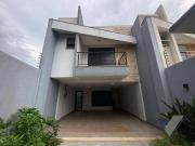 Casa / Sobrado para Venda em Cascavel/PR Maria Luiza 3...