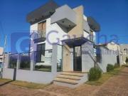 Casa / Sobrado para Venda em Cascavel/PR Maria Luiza 3...