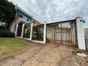 Casa / Sobrado para Venda em Cascavel/PR Neva 2 Quartos