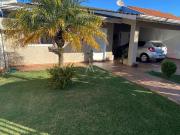 Casa / Sobrado para Venda em Cascavel/PR Região do Lago...