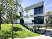 Casa / Sobrado para Venda em Caxias do Sul/RS São Ciro 4...