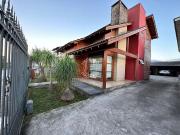 Casa / Sobrado para Venda em Caxias do Sul/RS De Lazzer...