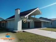 Casa / Sobrado para Venda em Cidreira/RS Centro 2 Quartos