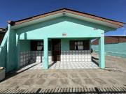 Casa / Sobrado para Venda em Cidreira/RS Centro 3 Quartos