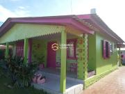 Casa / Sobrado para Venda em Cidreira/RS Centro 3 Quartos