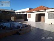 Casa / Sobrado para Venda em Cidreira/RS Centro 3 Quartos