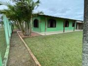 Casa / Sobrado para Venda em Cidreira/RS Centro 4 Quartos