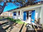 Casa / Sobrado para Venda em Cidreira/RS Centro 4 Quartos