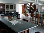 Casa / Sobrado para Venda em Cidreira/RS Centro 4 Quartos