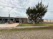 Casa / Sobrado para Venda em Cidreira/RS Salinas 4 Quartos