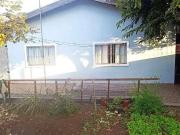 Casa / Sobrado para Venda em Colombo/PR Atuba 2 Quartos