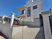 Casa / Sobrado para Venda em Colombo/PR Paloma 3 Quartos