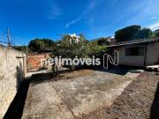 Casa / Sobrado para Venda em Contagem/MG Alvorada 3 Quartos