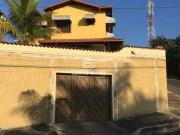 Casa / Sobrado para Venda em Contagem/MG Arcádia 3 Quartos