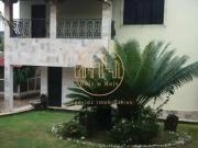 Casa / Sobrado para Venda em Contagem/MG Colonial 3 Quartos