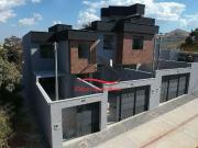 Casa / Sobrado para Venda em Contagem/MG Parque Xangri...