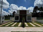 Casa / Sobrado para Venda em Cotia/SP Aguassaí Caucaia...