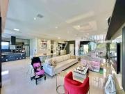 Casa / Sobrado para Venda em Cotia/SP Bosque do Vianna 4...