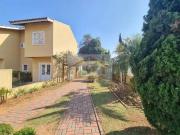 Casa / Sobrado para Venda em Cotia/SP Chácara Canta Galo... Casa / Sobrado para Venda em Cotia/SP Chácara Canta Galo...