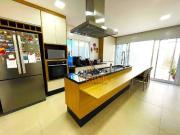 Casa / Sobrado para Venda em Cotia/SP Chácara Canta Galo...