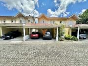 Casa / Sobrado para Venda em Cotia/SP Chácara Pavoeiro 3...