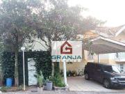 Casa / Sobrado para Venda em Cotia/SP Granja Viana 3 Quartos