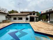 Casa / Sobrado para Venda em Cotia/SP Granja Viana 3 Quartos