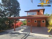 Casa / Sobrado para Venda em Cotia/SP Granja Viana 3 Quartos