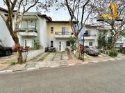 Casa / Sobrado para Venda em Cotia/SP Granja Viana 3 Quartos