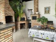 Casa / Sobrado para Venda em Cotia/SP Granja Viana 3 Quartos