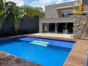 Casa / Sobrado para Venda em Cotia/SP Granja Viana 3 Quartos