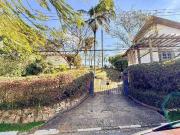 Casa / Sobrado para Venda em Cotia/SP Granja Viana 3 Quartos