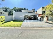 Casa / Sobrado para Venda em Cotia/SP Granja Viana 3 Quartos