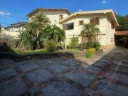 Casa / Sobrado para Venda em Cotia/SP Granja Viana 4 Quartos
