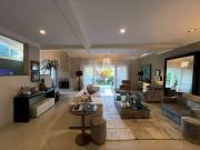 Casa / Sobrado para Venda em Cotia/SP Granja Viana 4 Quartos